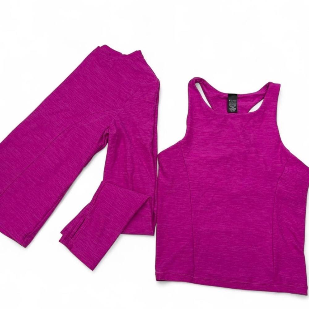Victoria's Secret On Point matching workout set tank and long sleeve